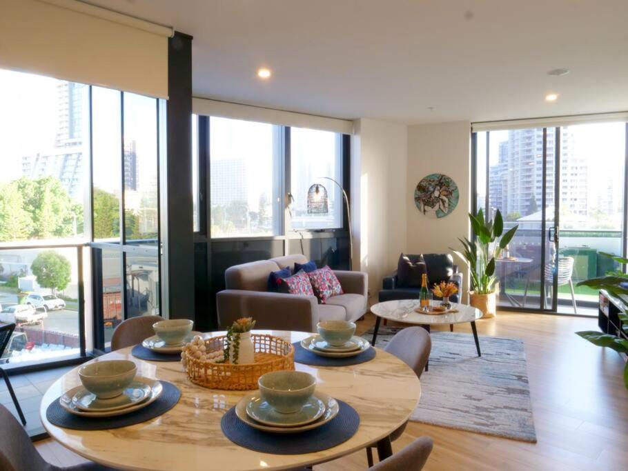 Modern 1 Brm Apartment With Pool Close To Beach Gold Coast Exterior foto
